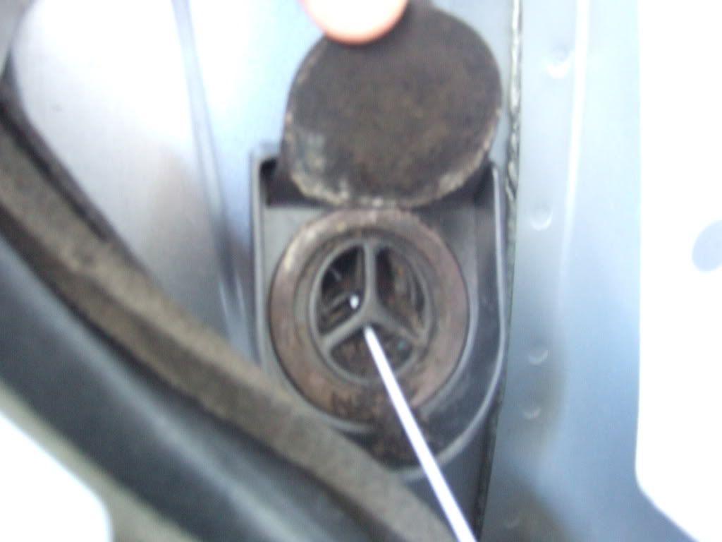 Soft top leaking MR2 Spyder 2000 MR2 SpyderChat